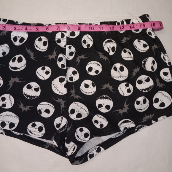TIM BURTON THE NIGHT BEFORE CHRISTMAS SHORTS & SOCKS - Picture 6 of 10